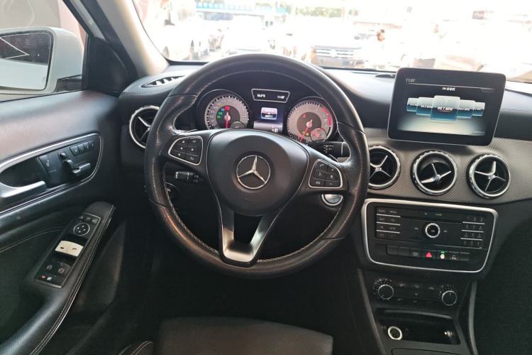 Used Mercedes-Benz GLA 2016 GLA 200 Fashion Model