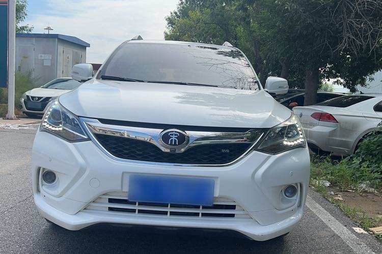 Used BYD Song 2017 Gaishe Upgrade Edition 1.5TID Automatic Elite Model
