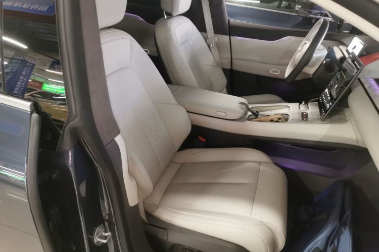 Used Nio ET7 2024 75 kWh Executive Edition
