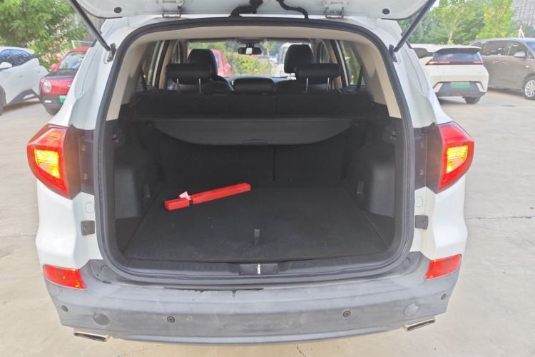 Used BYD Song 2016 GaiShi Edition 1.5TI Manual Elite Model
