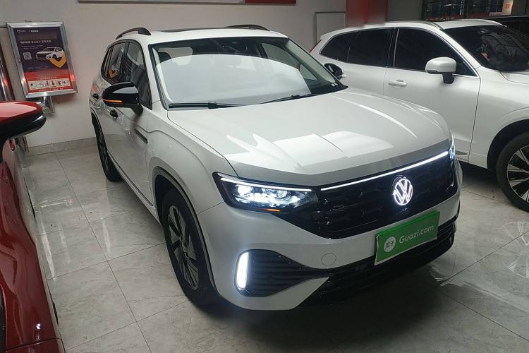 Used Volkswagen Tayron 2023 Revised Version 380TSI All-Wheel Drive R-Line High-Energy Edition
