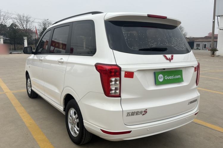 Used Wuling Hongguang 2019 1.5L S Comfort Edition China VI LAR

