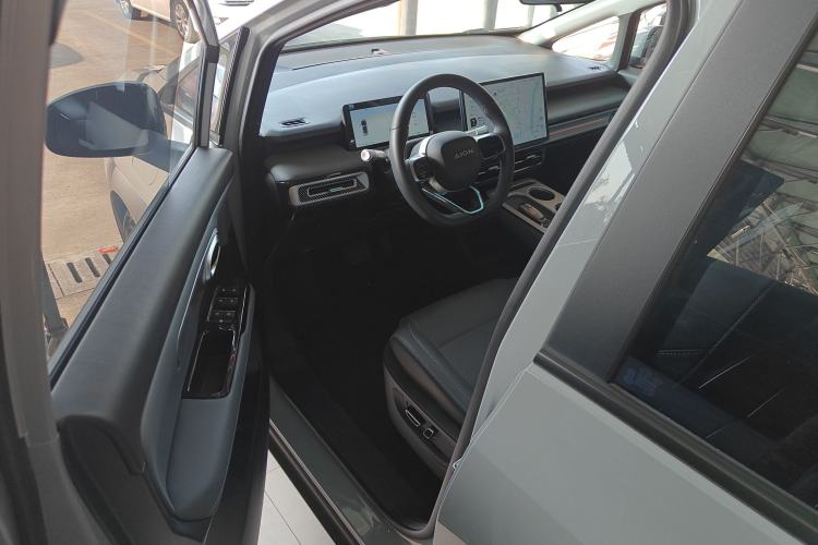 Used AION Y 2023 Plus 510 Smart Edition
