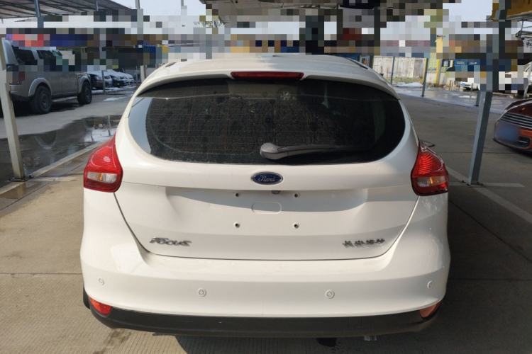 Used Ford Focus 2018 Hatchback Classic 1.6L Automatic Trendy SmartDrive Edition