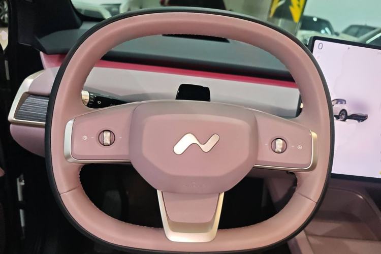 Used ONVO L60 2024 60 kWh Rear-Drive Version
