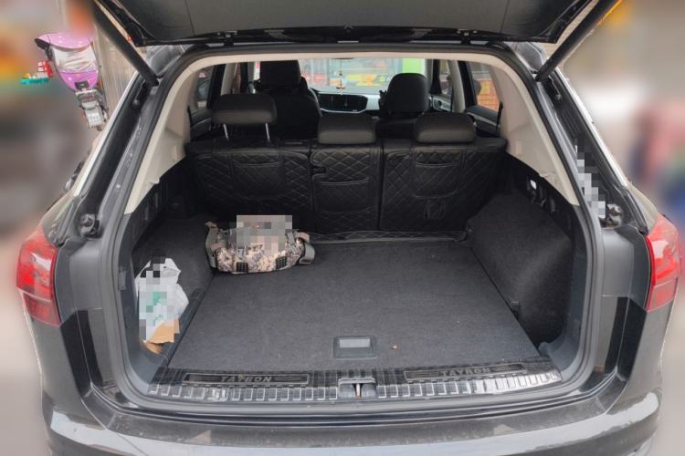 Used Volkswagen Tayron 2020 330TSI Two-Wheel Drive Luxury Smart Connectivity Version
