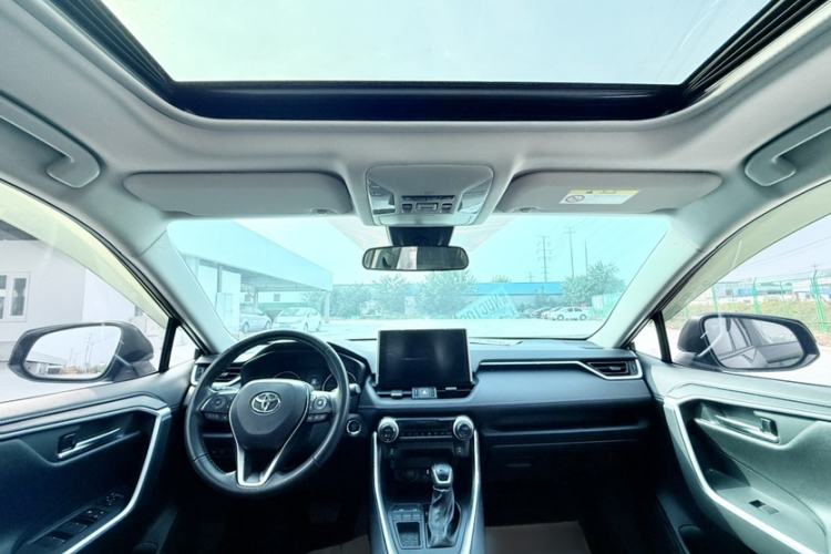 Used Toyota Wildlander 2022 2.0L CVT Two-Wheel Drive Luxury PLUS Edition