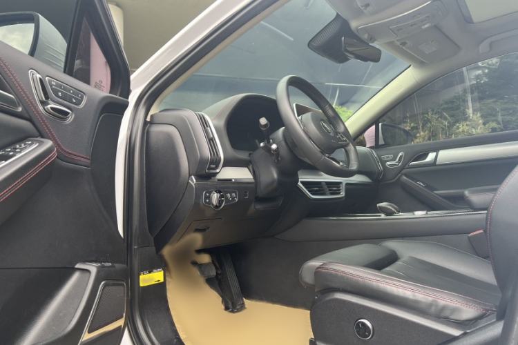 Used BYD Tang New Energy 2018 DM 2.0T All-Wheel Drive Smart Connect Elite 7-Seater China V Emission Standard