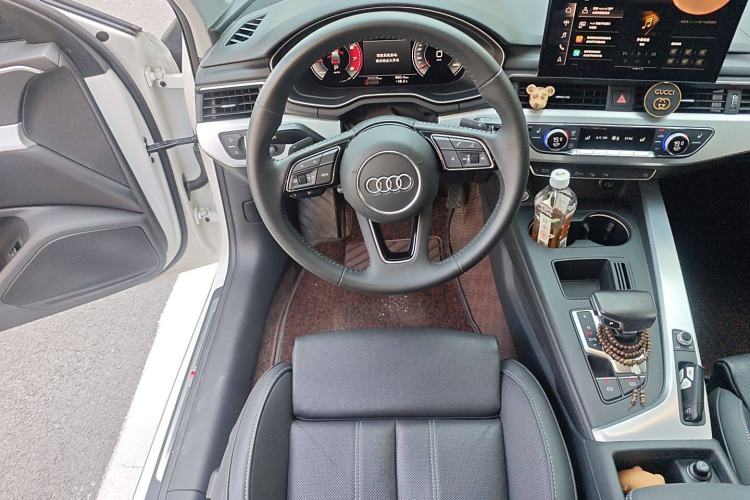 Used Audi A4L 2020 40 TFSI Luxury Dynamic Model
