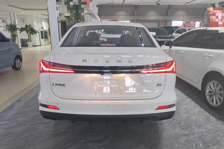 Used Roewe i5 2023 1.5L Manual Comfort Edition
