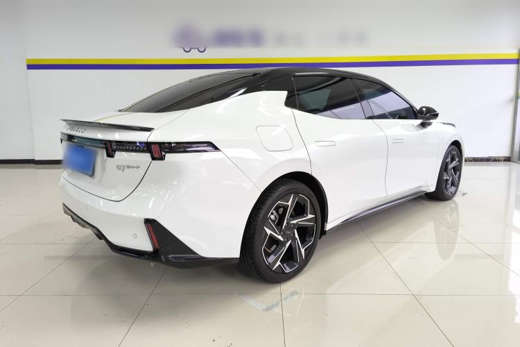 Used Lynk & Co 07 2024 EM-P 126 Long-Range Halo
