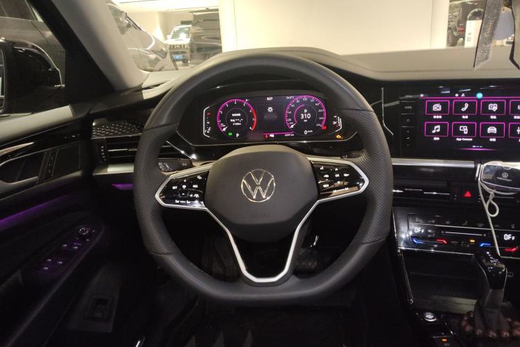 Used Volkswagen Passat 2024 380TSI Starry Luxury Edition
