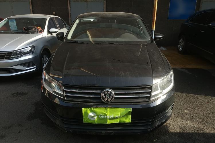 Used Volkswagen Santana 2016 1.6L Manual Fashion Edition