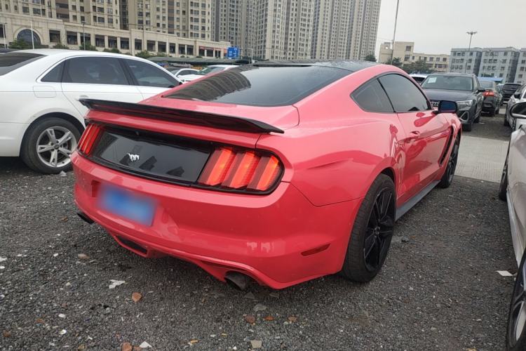 Used Ford Mustang 2015 2.3T Automatic U.S.-Spec Version
