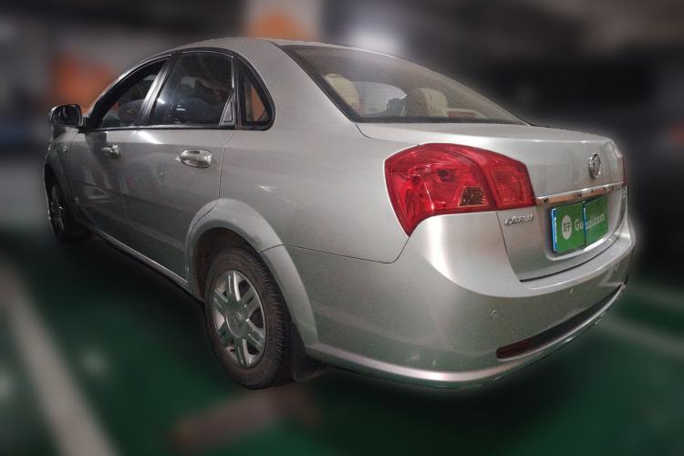 Used Buick Excelle 2013 1.5L Automatic Classic Model
