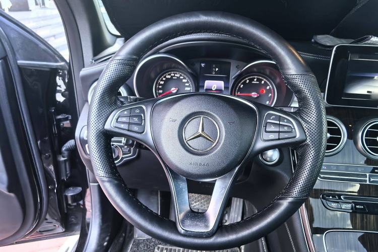 Used Mercedes-Benz GLC 2016 GLC 260 4MATIC Dynamic Edition
