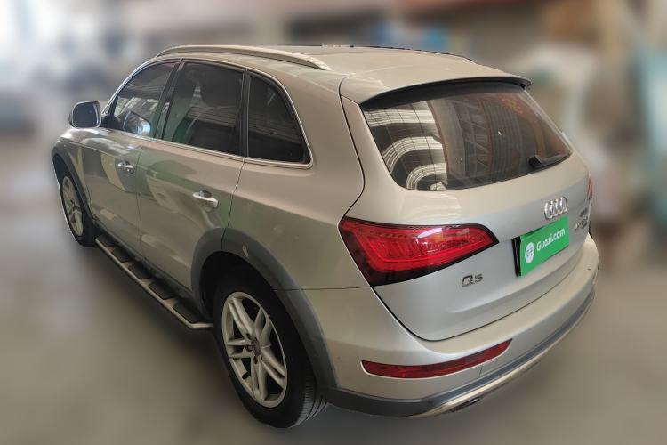 Used Audi Q5 2017 Plus 40 TFSI Technology Model
