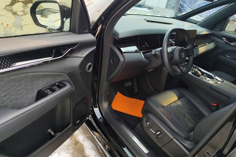 Used Zeekr 009 2024 7-Seater Walk-Through Version Four-Wheel Drive 108 kWh