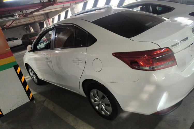 Used Toyota YARiS L 2019 1.5E CVT Dynamic Edition China VI compliant