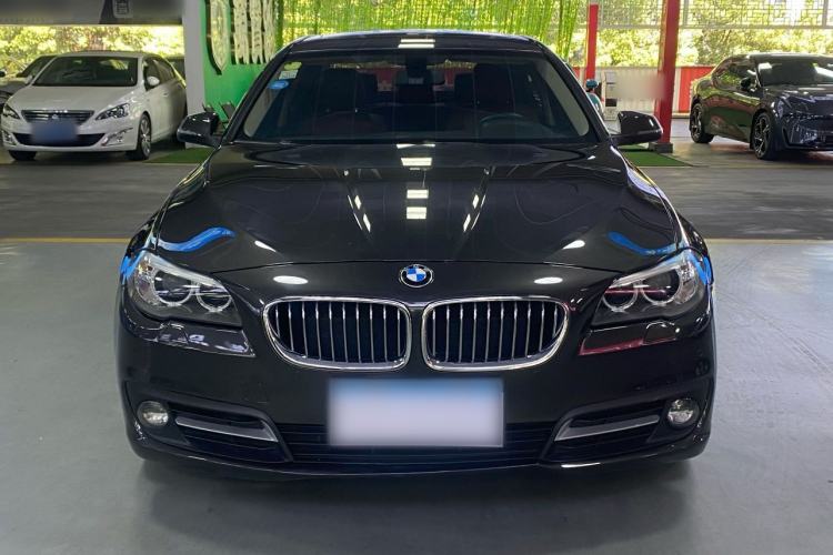 Used BMW 5 Series 2017 520Li Elegant Edition

