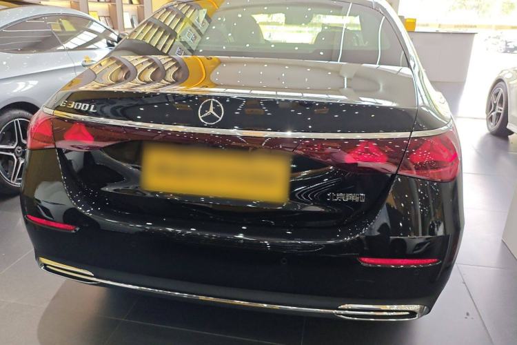 Used Mercedes-Benz E-Class 2025 Facelift E 300 L Luxury Edition
