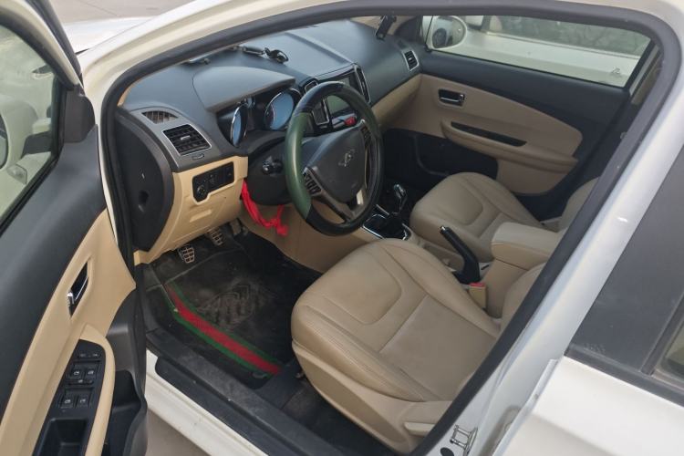 Used Chery E3 2013 1.5L Manual ZhiShang Model