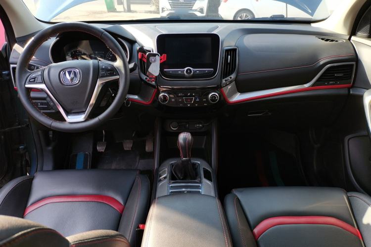 Used Changan CS55 2018 1.5T Manual Colorful Model China V Standard