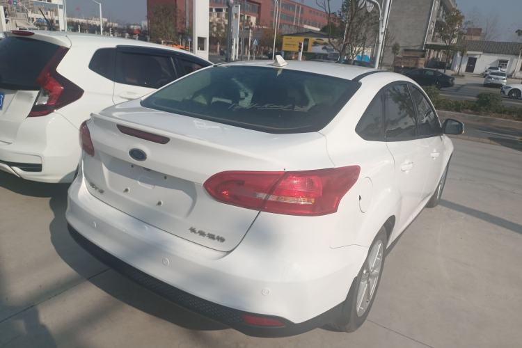 Used Ford Focus 2017 Sedan 1.6L Automatic Fashion Edition Smart Drive Version
