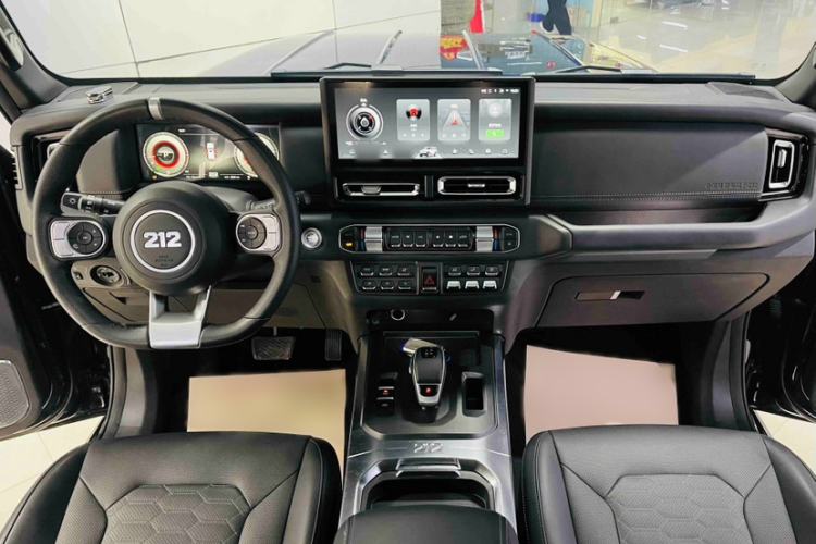 Used  T01 2024 2.0T Mechanic
