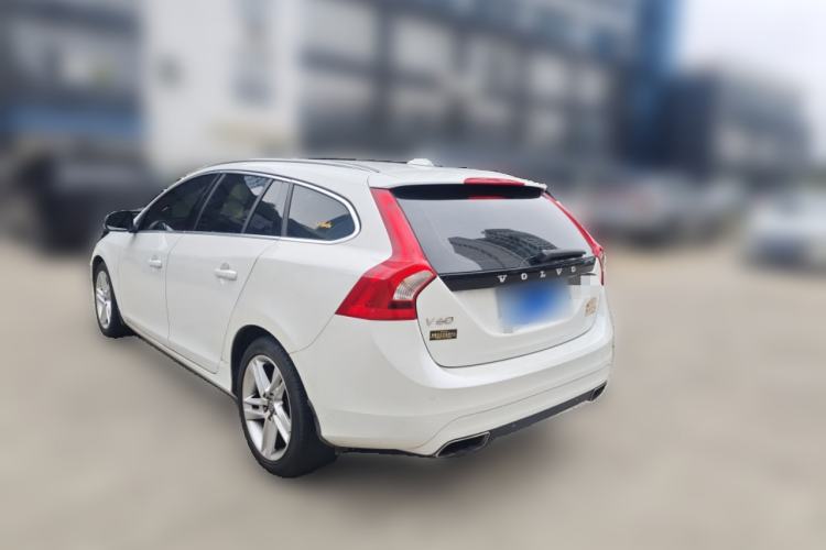 Used Volvo V60 2014 T5 Zhiya Edition