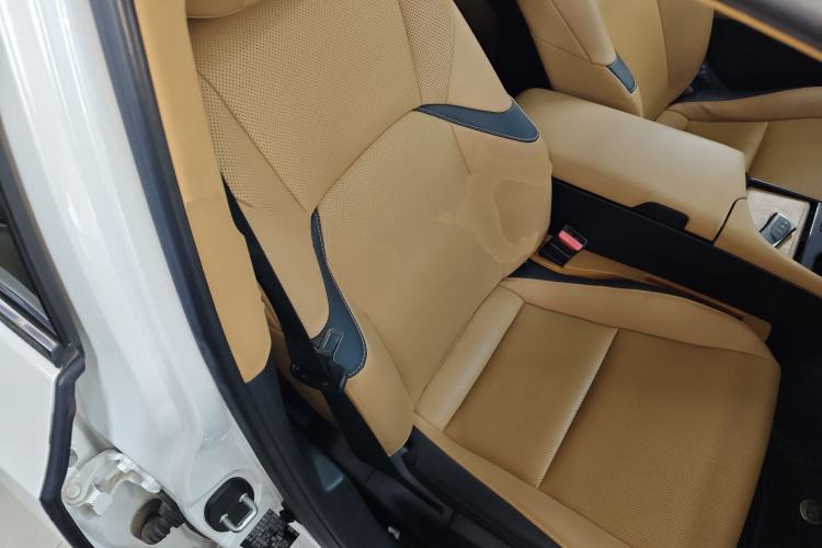 Used Lexus ES 2022 200 Excellence Edition