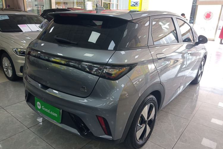 Used BYD Dolphin 2023 420 km Fashion Edition
