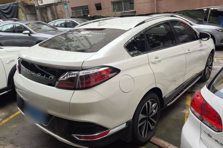 Used Venucia T90 2017 2.0L CVT Smart Edition
