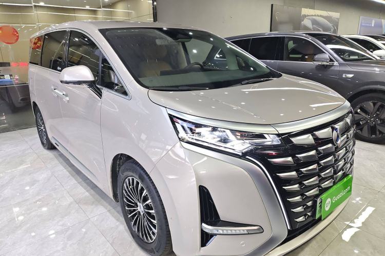 Used Denza D9 2022 DM-i 970 Four-Wheel Drive Flagship Model
