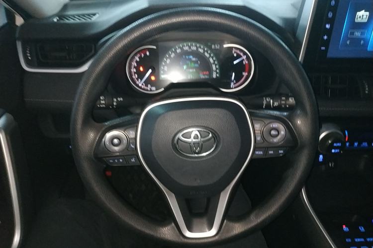 Used Toyota RAV4 2020 2.0L CVT 4x4 Trend Edition
