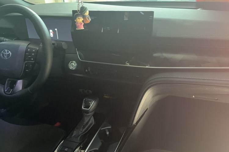 Used Toyota Camry 2024 Dual-Motor 2.0HS Sport Edition