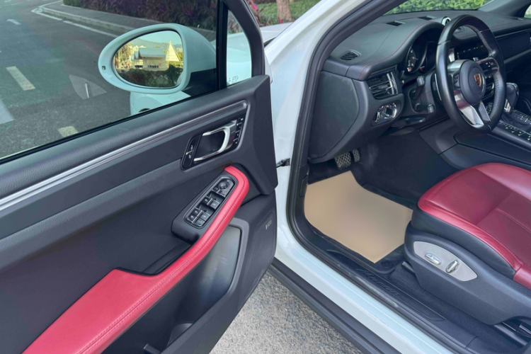 Used Porsche Macan 2021 Macan 2.0T
