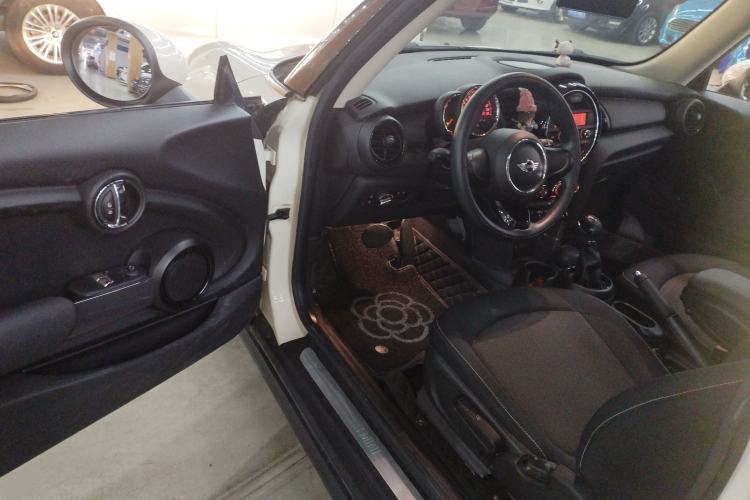 Used  MINI 2016 1.2T ONE
