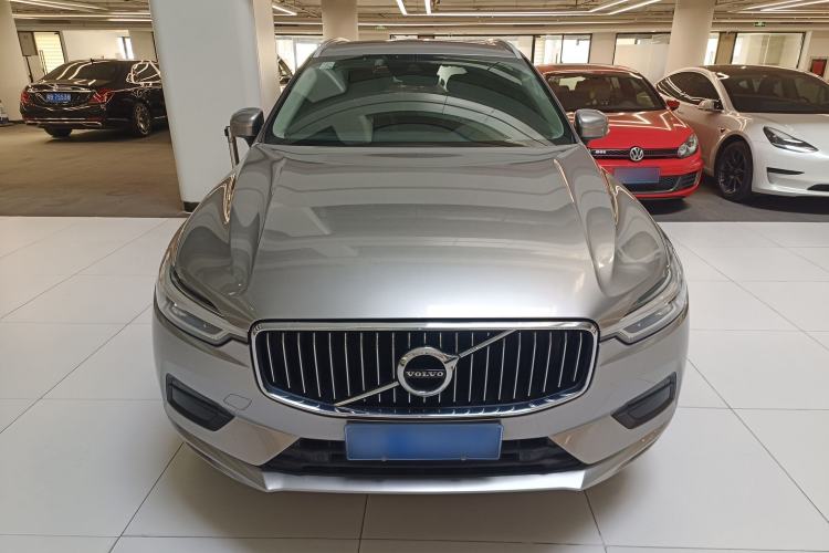 Used Volvo XC60 2019 T5 4x4 Smart Edition China V Standard
