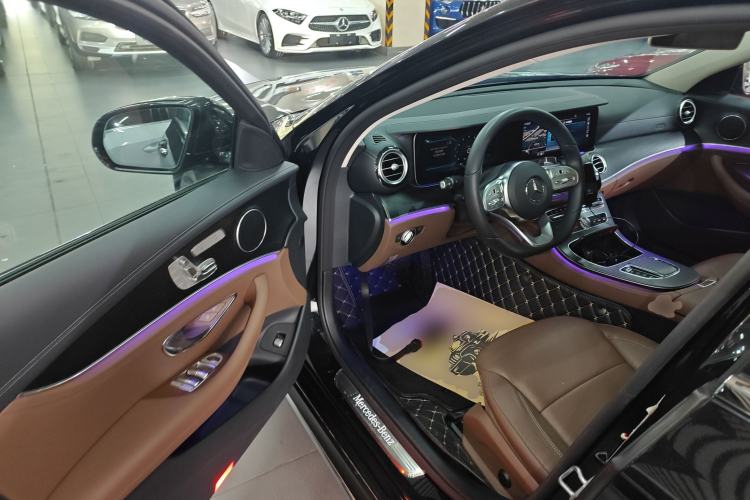 Used Mercedes-Benz E-Class 2019 E 300 L Sporty and Stylish Model