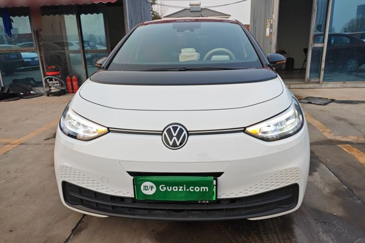 Used Volkswagen ID.3 2025 Smart Model Outstanding Oxygen Edition