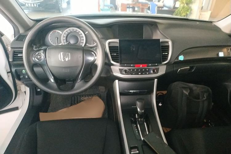 Used Honda Accord 2015 2.0L LX Comfort Edition
