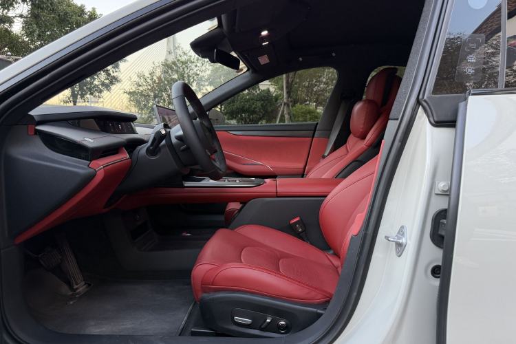 Used  SU7 2024 Rear-Drive Long-Range Intelligent Driving Version
