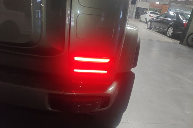 Used  V23 2025 501 Four-Wheel Drive Intelligent Driving Version
