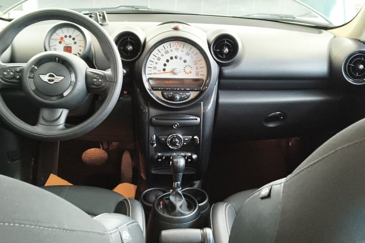 Used  Countryman 2014 1.6L COOPER Fun