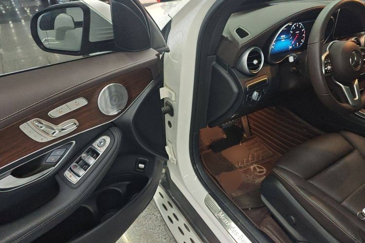 Used Mercedes-Benz GLC 2021 GLC 300 L 4MATIC Dynamic Model
