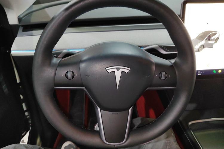 Used Tesla Model Y 2024 Rear-Wheel-Drive Version
