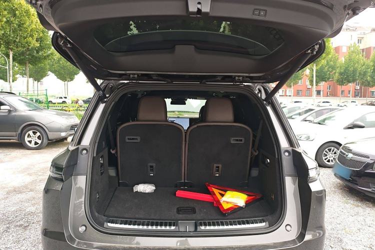 Used Li Auto L9 2022 Max model
