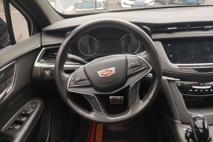 Used Cadillac XT5 2021 28T Luxury Version