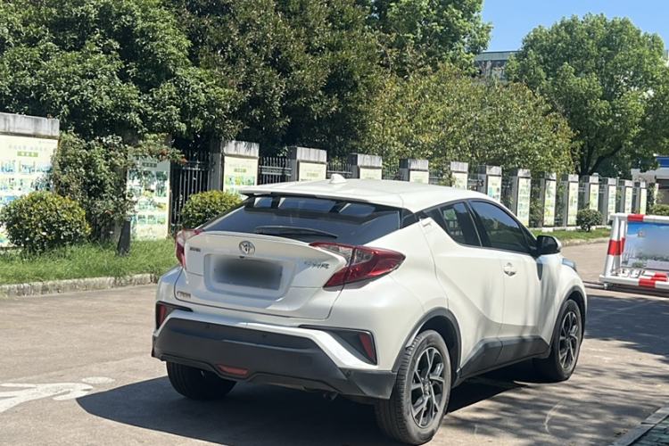 Used Toyota C-HR 2021 2.0L Luxury Edition
